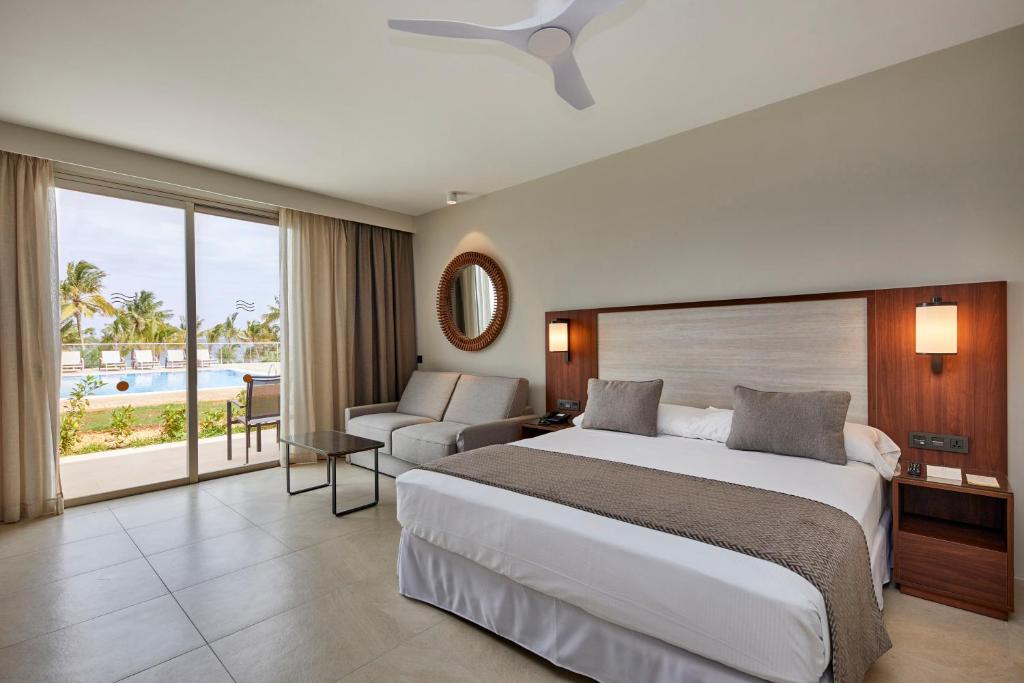 RIU JAMBO #5